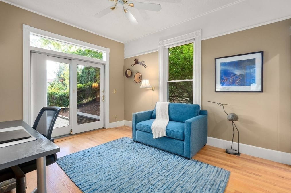 150 Newtonville Ave, Newton MA 02458-1851 exterior