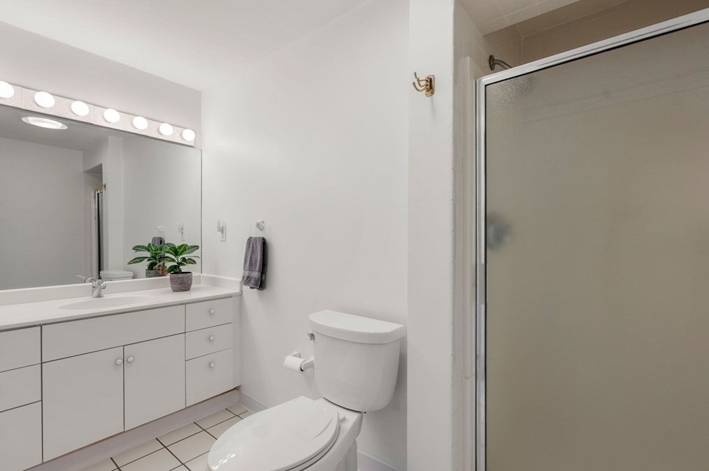 150 Newtonville Ave, Newton MA 02458-1851 exterior