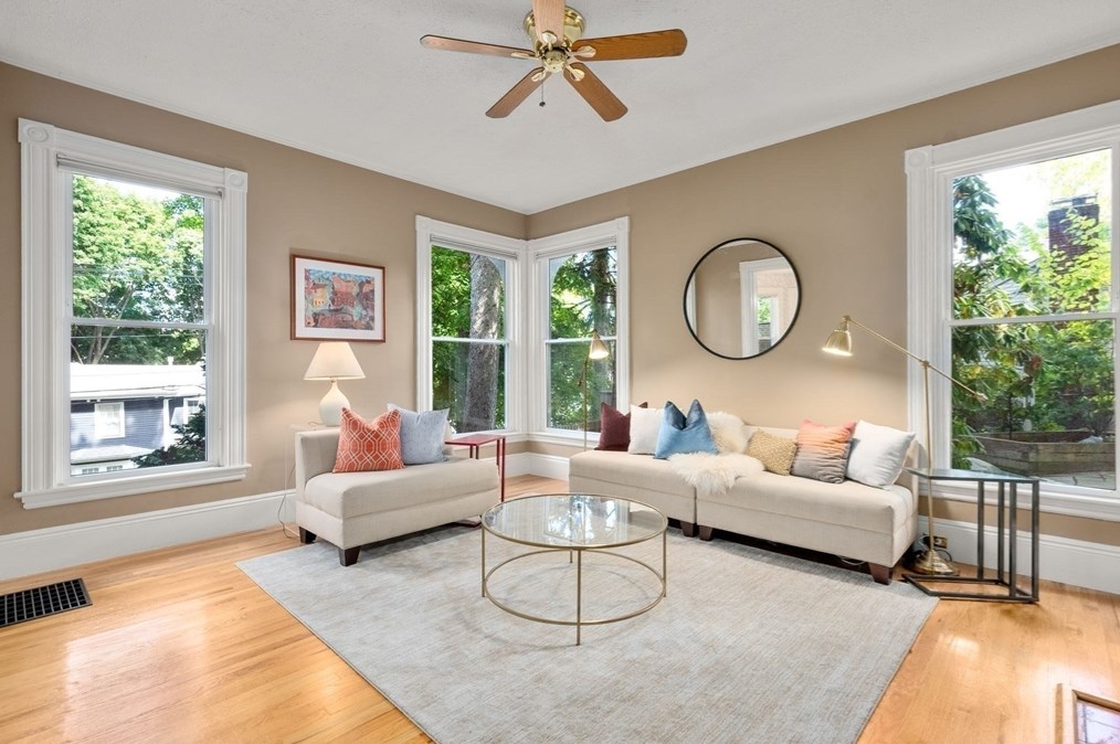 150 Newtonville Ave, Newton MA 02458-1851 exterior