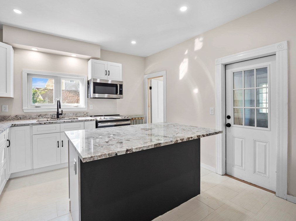 120 Mill St, Worcester MA 01603-2031 exterior