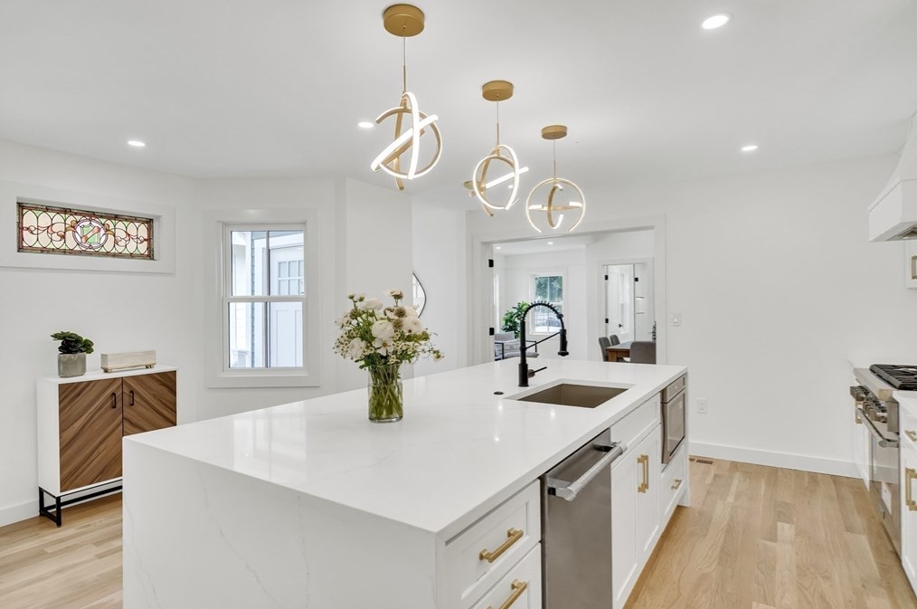 196 Prospect St, Cambridge MA 02139-1218 exterior