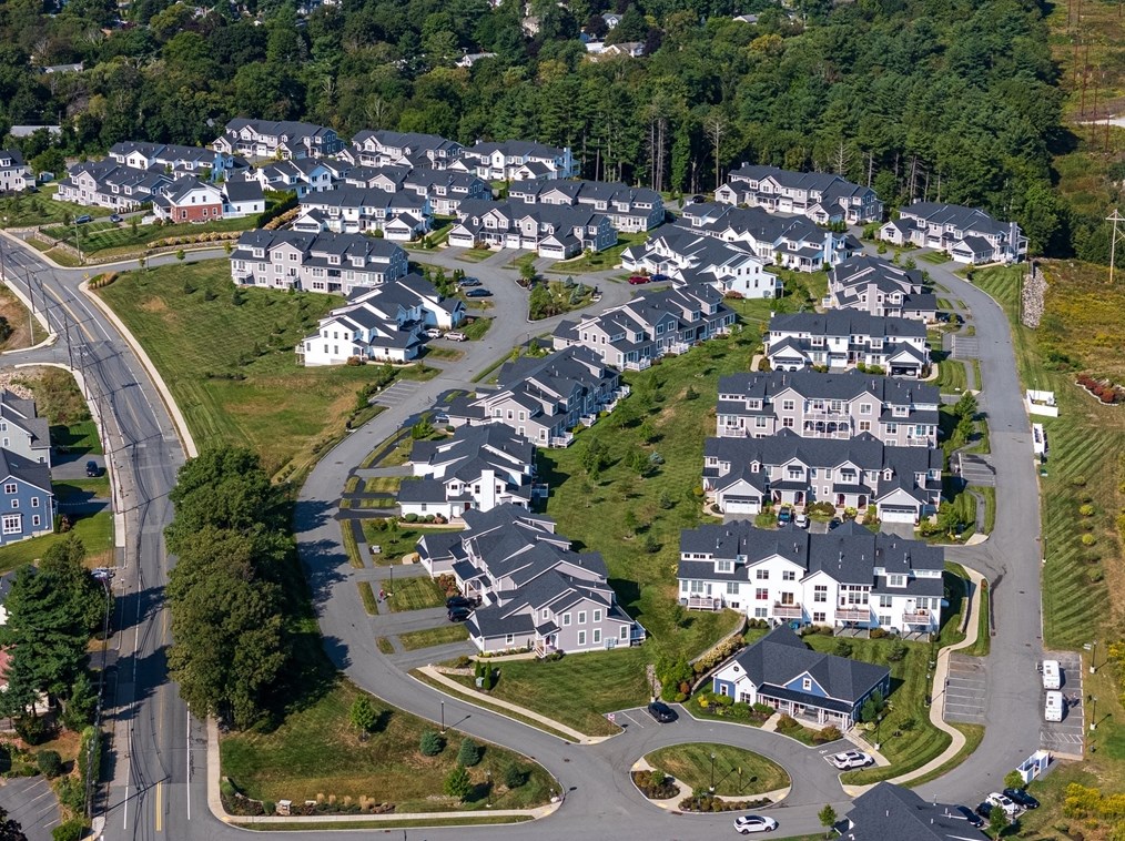 299 Lexington St, Woburn MA  01801-5943 exterior