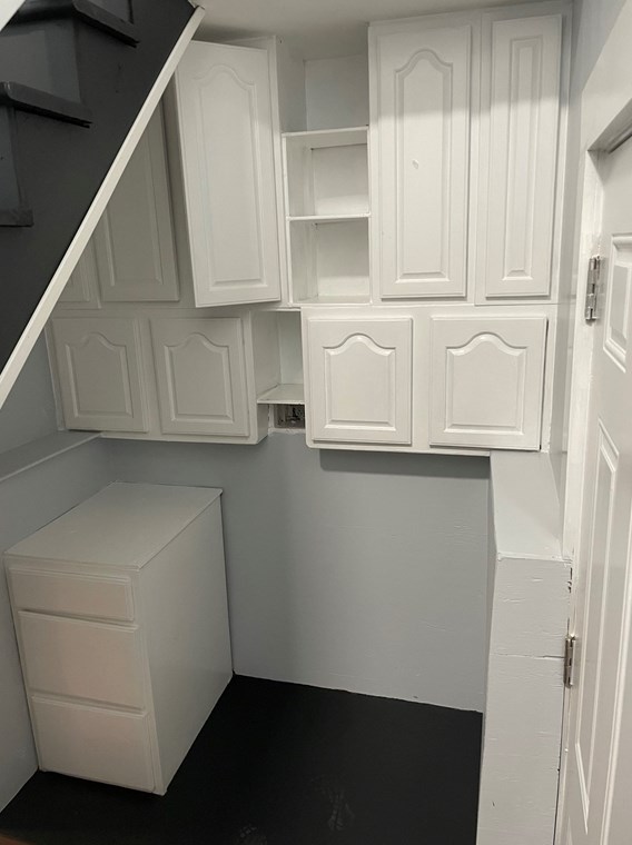 208 Ashley Blvd, New Bedford MA 02746-5703 exterior