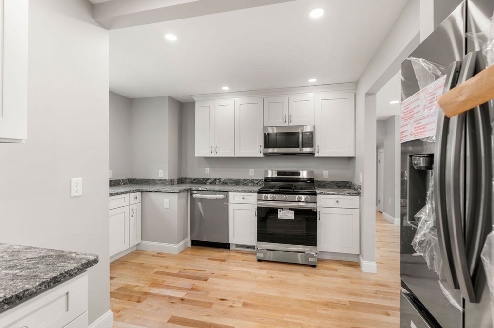 94 Gile St, Haverhill MA  01830-2257 exterior