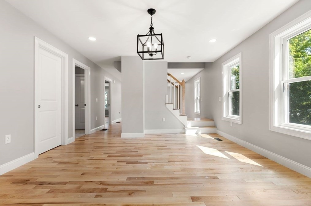 94 Gile St, Haverhill MA  01830-2257 exterior