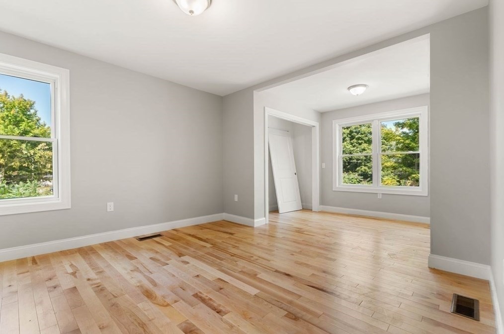 94 Gile St, Haverhill MA  01830-2257 exterior