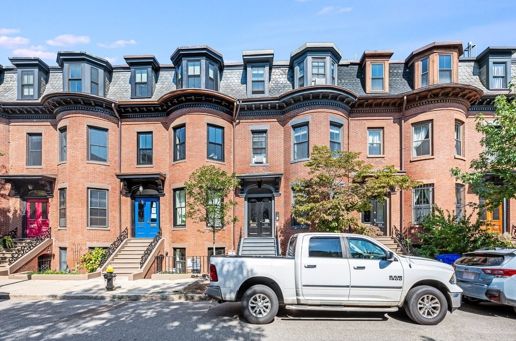 102 Brookline St, Boston MA  exterior