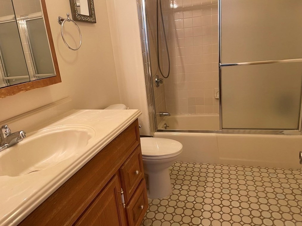 1757 Beacon St, Brookline MA  02445-5354 exterior