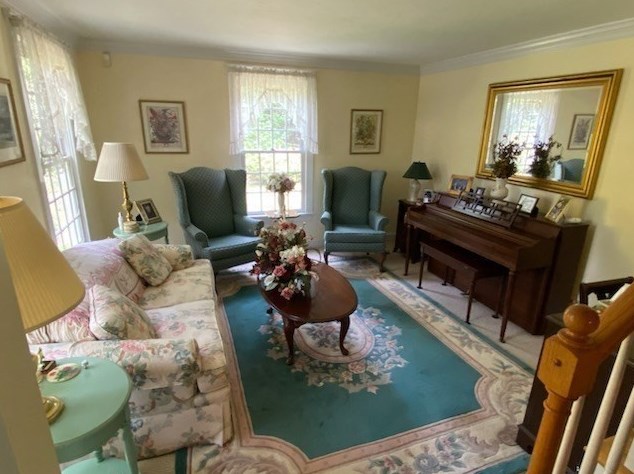 24 Plumbley Rd, Upton MA 01568-1425 exterior