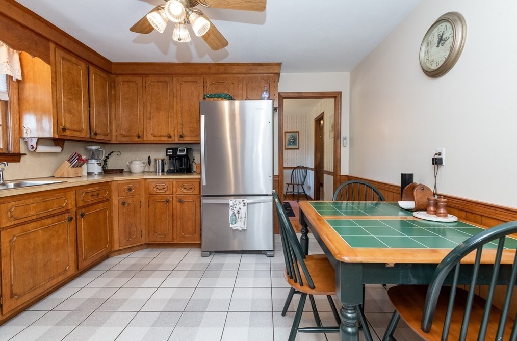 71 Pne St, Danvers MA 01923-1838 exterior