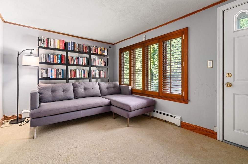 524 Parker St, Newton MA 02459-2544 exterior