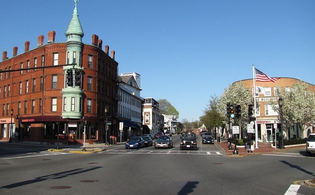 3 Forest St, Medford MA  02155-3163 exterior