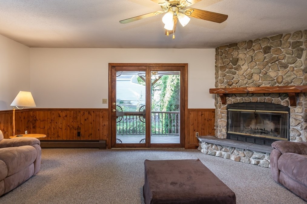 26 Norfolk Ave, Dartmouth MA 02747-3014 exterior