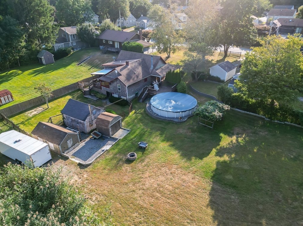 26 Norfolk Ave, Dartmouth MA 02747-3014 exterior