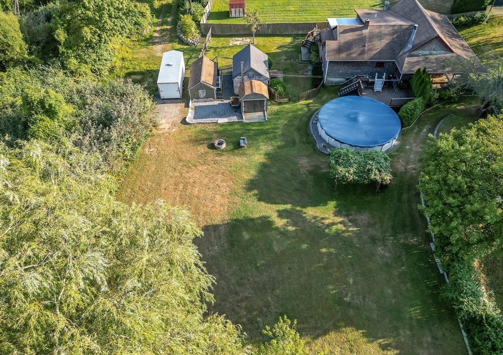 26 Norfolk Ave, Dartmouth MA 02747-3014 exterior