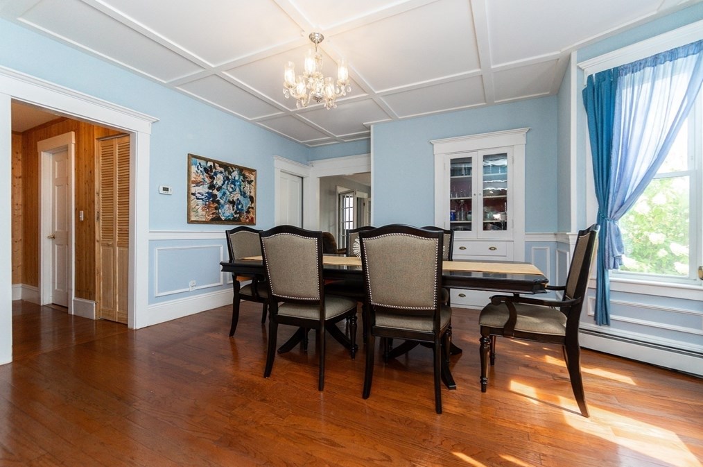 1176 Main St, Reading MA 01867-3924 exterior