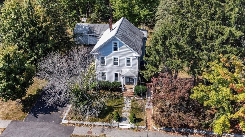 1176 Main St, Reading MA 01867-3924 exterior