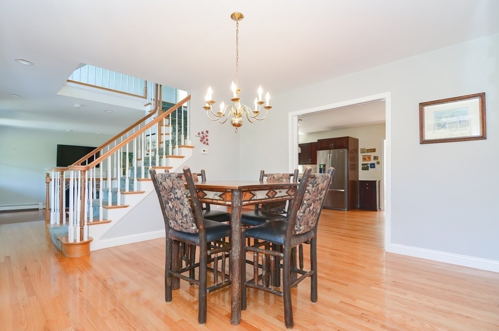 1381 St, Wrentham MA  02093-2516 exterior