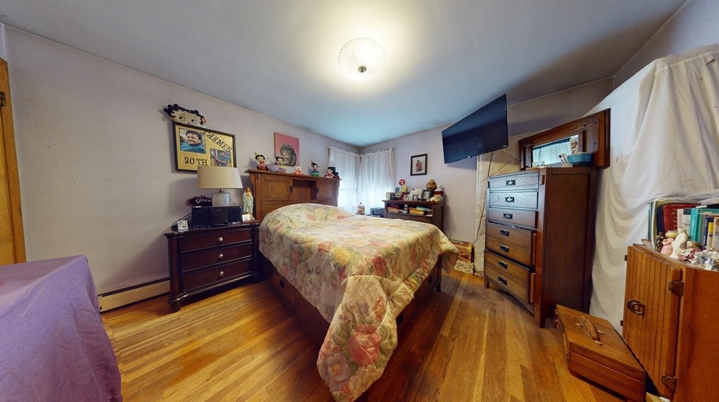 108 Pilgrim Ave, Worcester MA 01604-3022 exterior