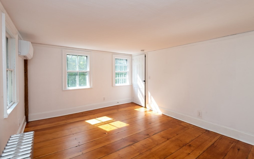 58 Main St, Haverhill MA 01833-2011 exterior