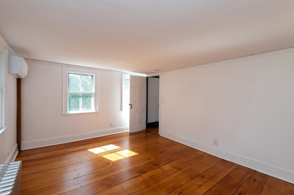 58 Main St, Haverhill MA 01833-2011 exterior