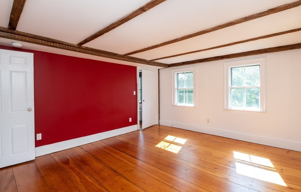 58 Main St, Haverhill MA 01833-2011 exterior