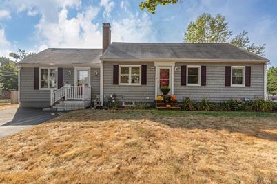 8 Chipman Rd, Beverly, MA 01915 - Photo 1