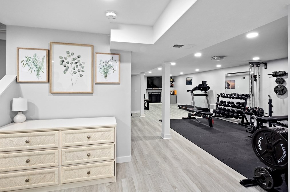 107 Washington St, Pembroke MA 02359-1848 exterior