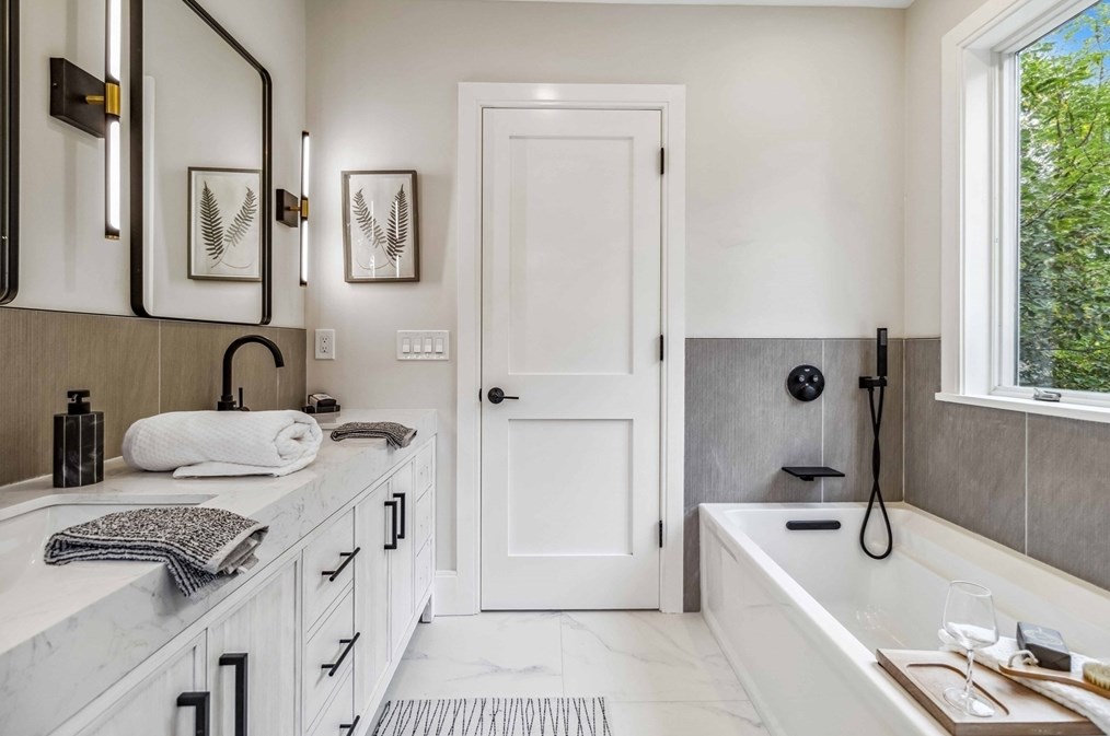 281 Ward St, Newton MA 02459-1213 exterior