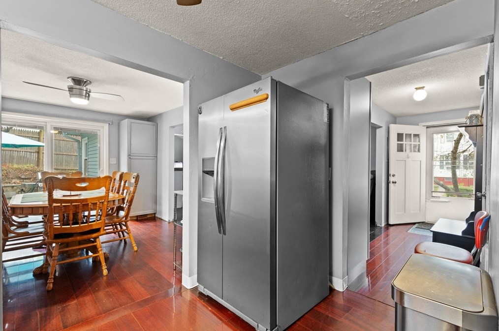 37 Ekman St, Worcester MA 01607-1513 exterior