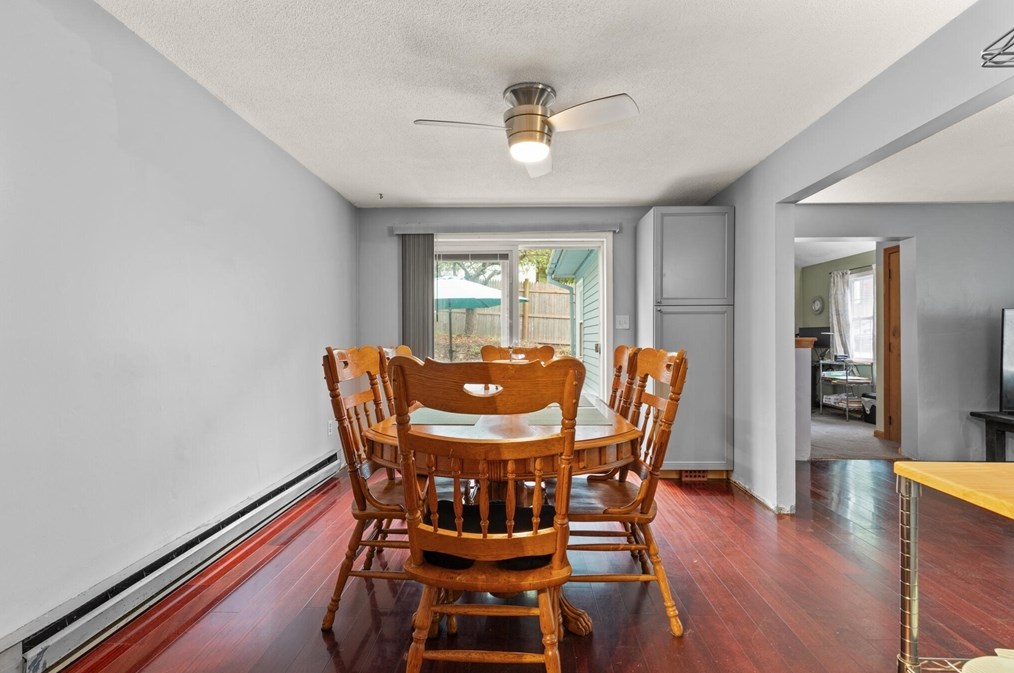 37 Ekman St, Worcester MA 01607-1513 exterior