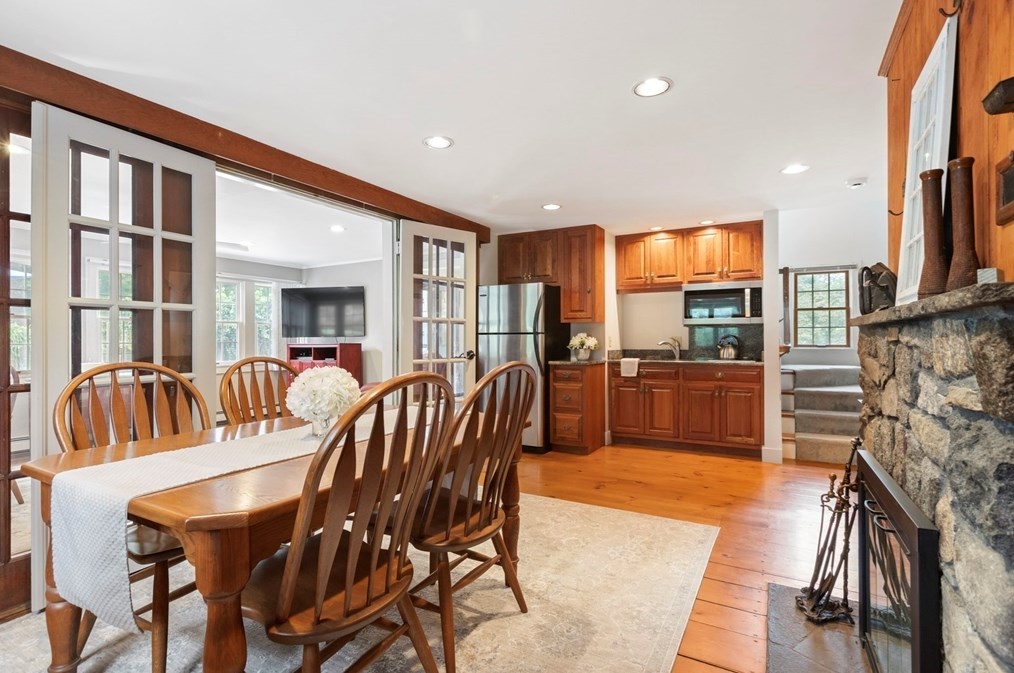 91 Norfolk St, Holliston MA 01746-2338 exterior