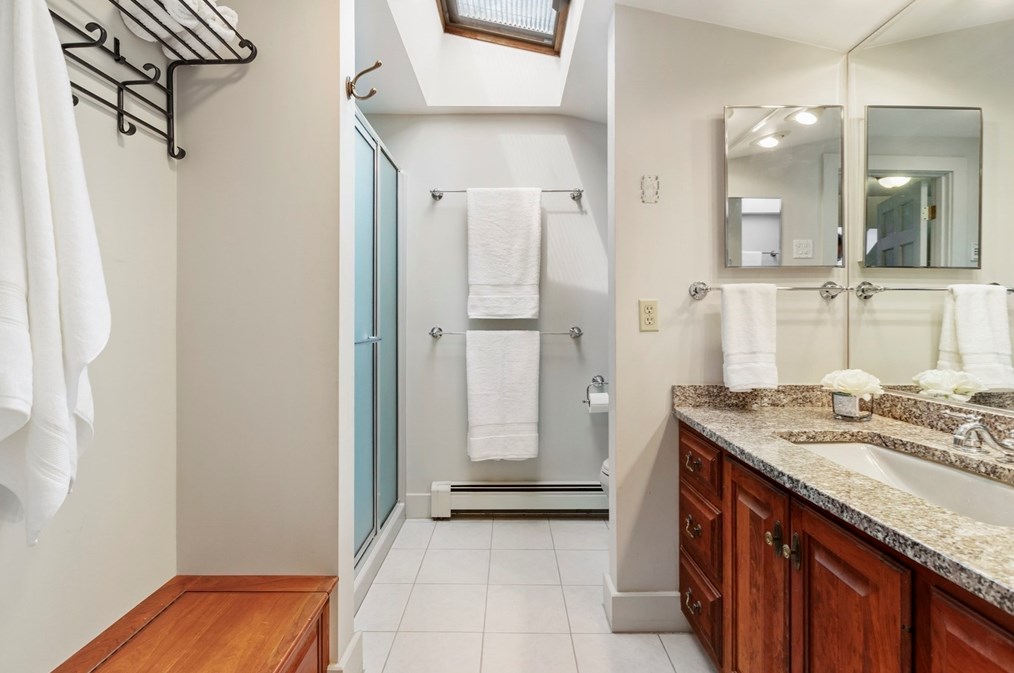 91 Norfolk St, Holliston MA 01746-2338 exterior