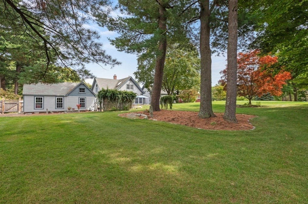 91 Norfolk St, Holliston MA 01746-2338 exterior