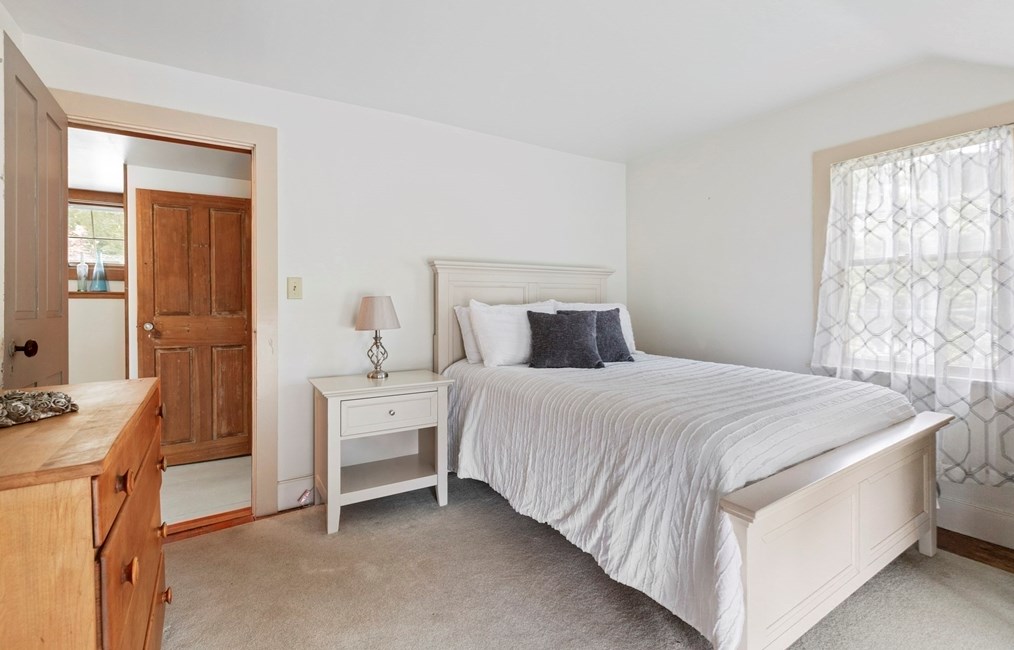 91 Norfolk St, Holliston MA 01746-2338 exterior