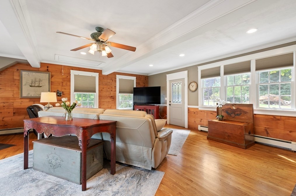 91 Norfolk St, Holliston MA 01746-2338 exterior