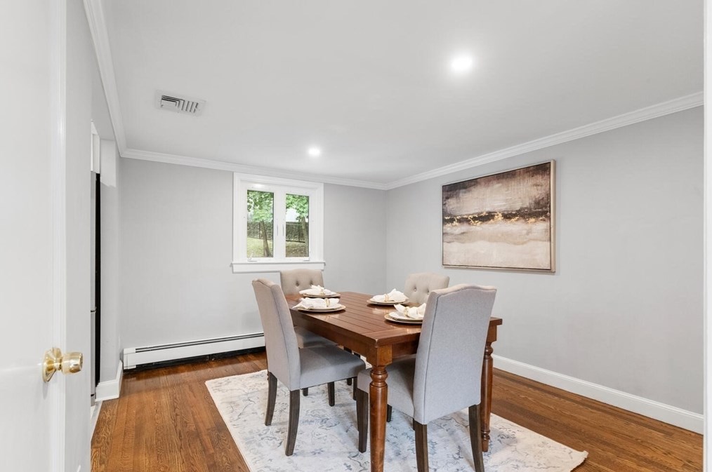 270 Lexington St, Woburn MA 01801-4806 exterior