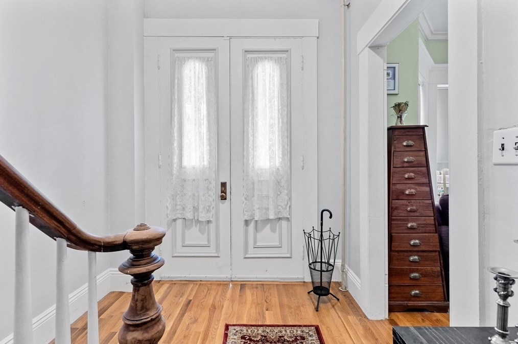 120 Haverhill St, Lawrence MA 01841-2817 exterior