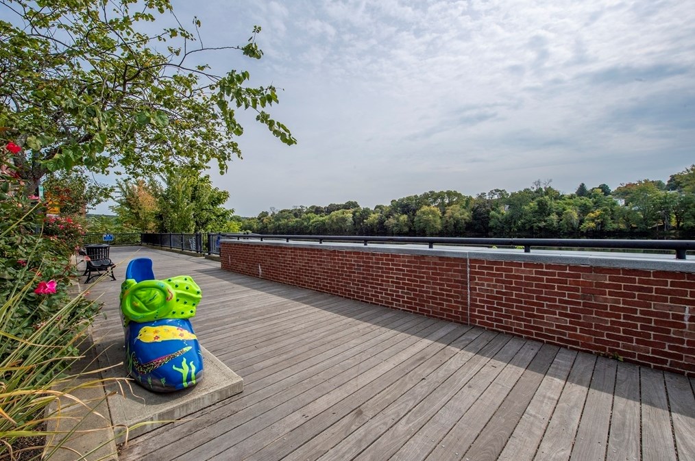 108 Washington St, Haverhill MA 01832-5500 exterior