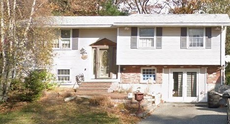 13 Donegal Rd, Peabody MA 01960-3616 exterior