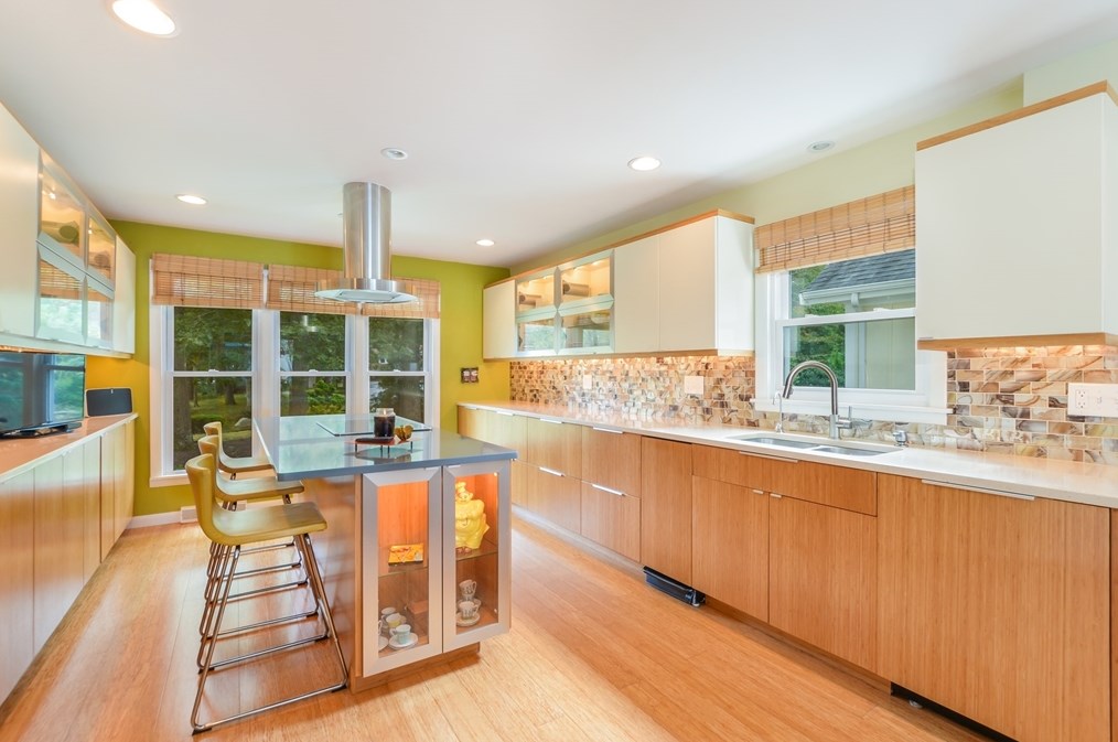 57 Alice St, Dartmouth MA 02747-1915 exterior