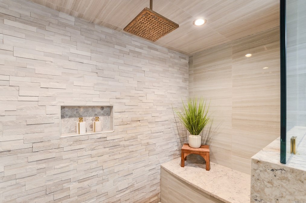 57 Alice St, Dartmouth MA 02747-1915 exterior