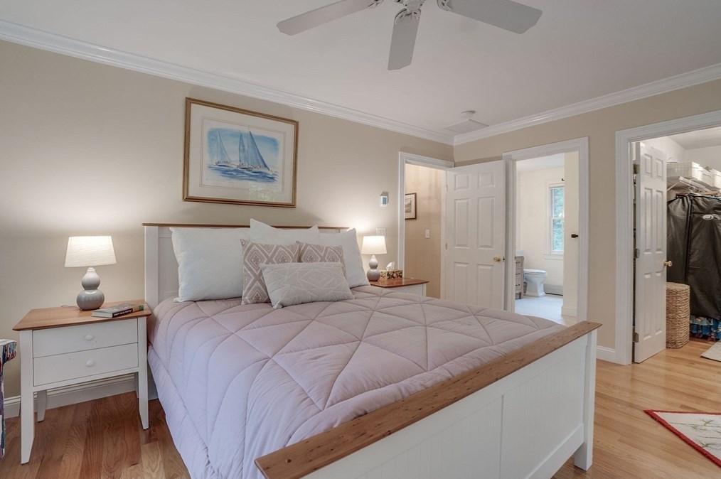 5 Stone Row Ln, Georgetown MA 01833-1242 exterior