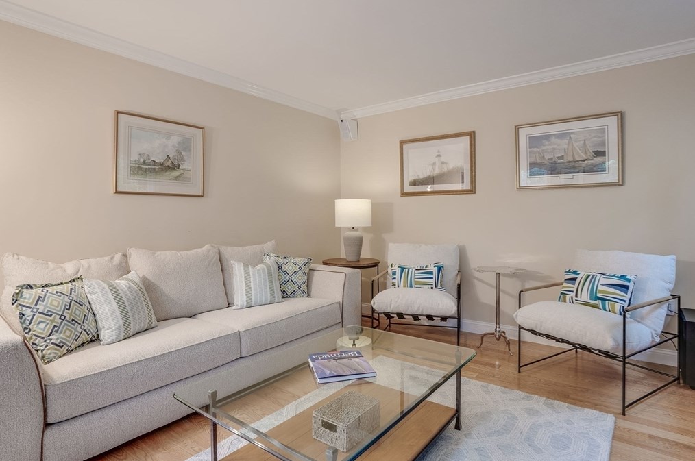 5 Stone Row Ln, Georgetown MA 01833-1242 exterior