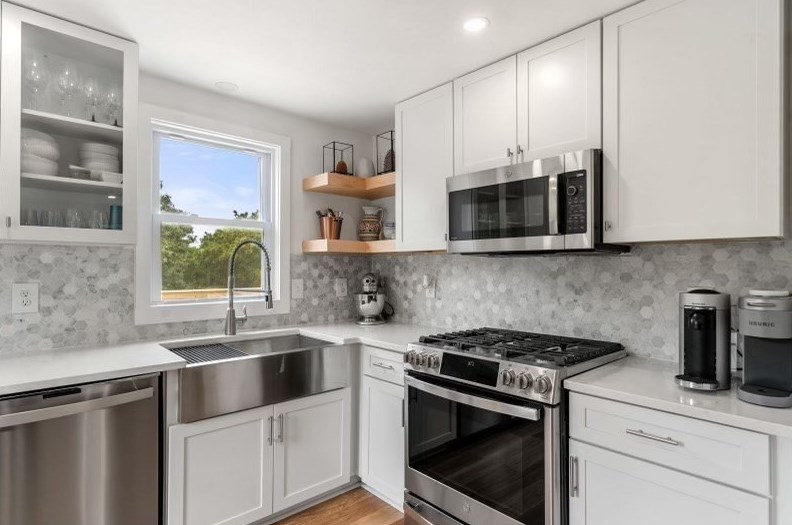 85 Alewife Rd, Plymouth MA 02360-2209 exterior