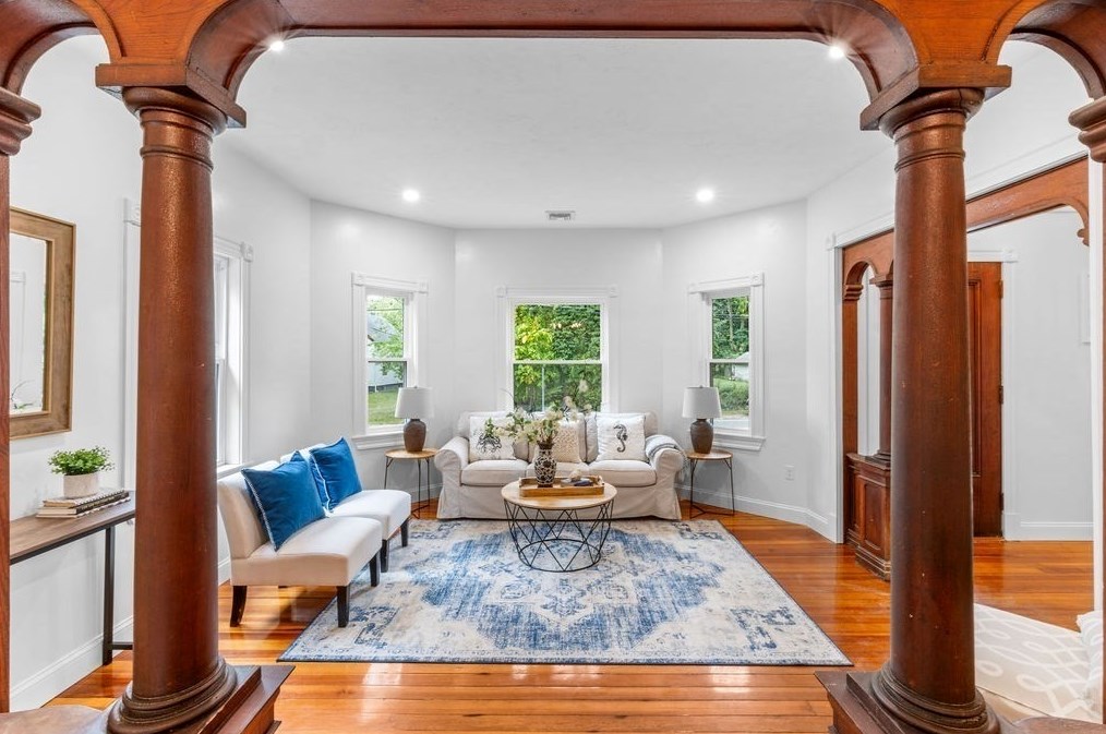 451 Matfield St, West Bridgewater MA  02379-1343 exterior