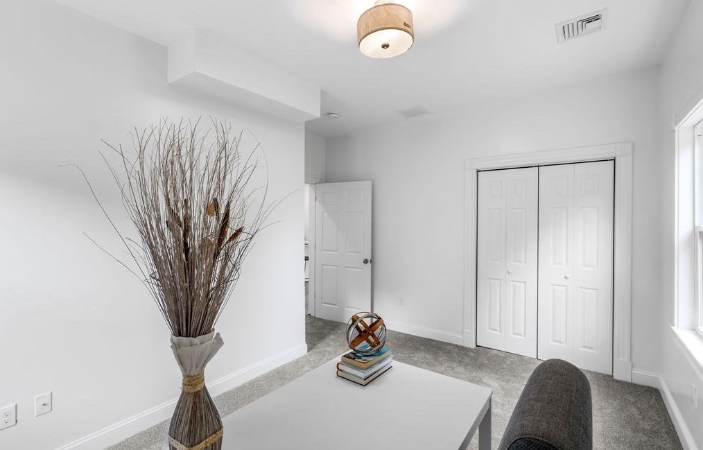 451 Matfield St, West Bridgewater MA  02379-1343 exterior