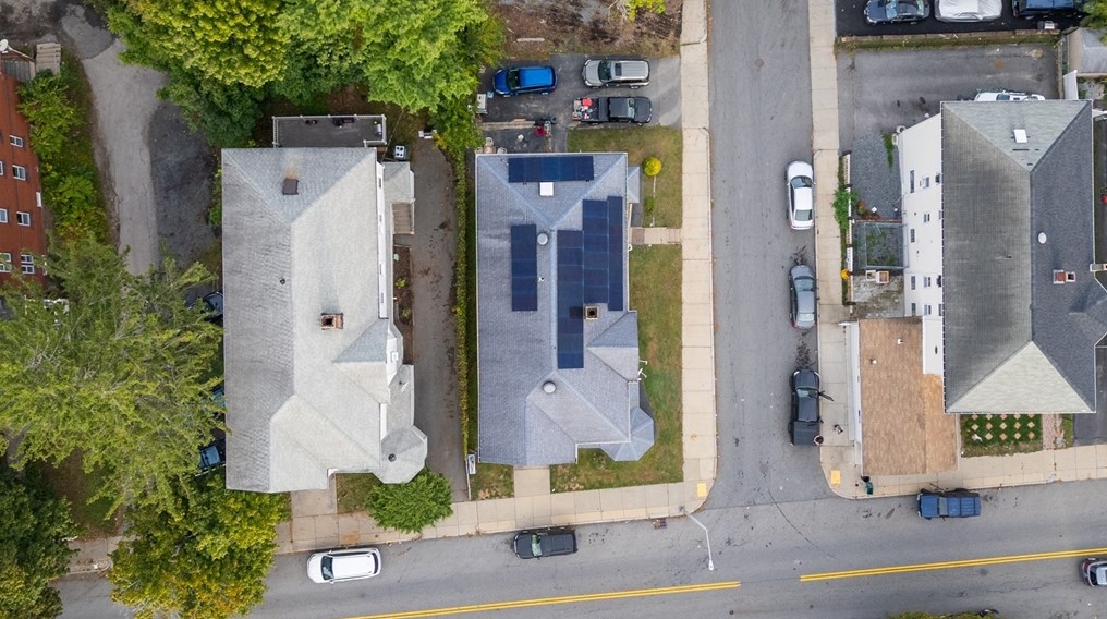 36 Plantation St, Worcester MA 01604-4756 exterior