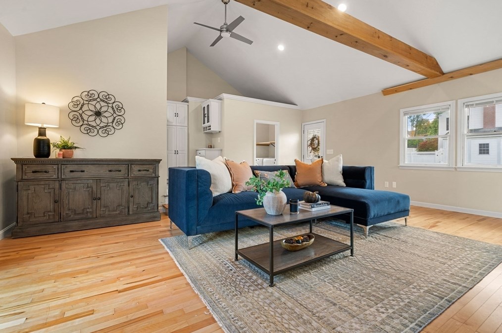 755 Merrimack St, Lowell MA 01852-5903 exterior