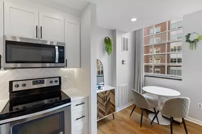 106 13th St #310, Boston, MA 02129 - Photo 1